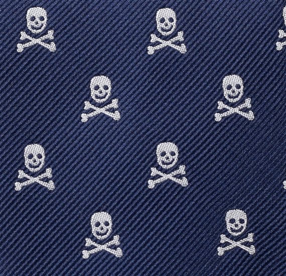 Teenager's Tie with Skulls