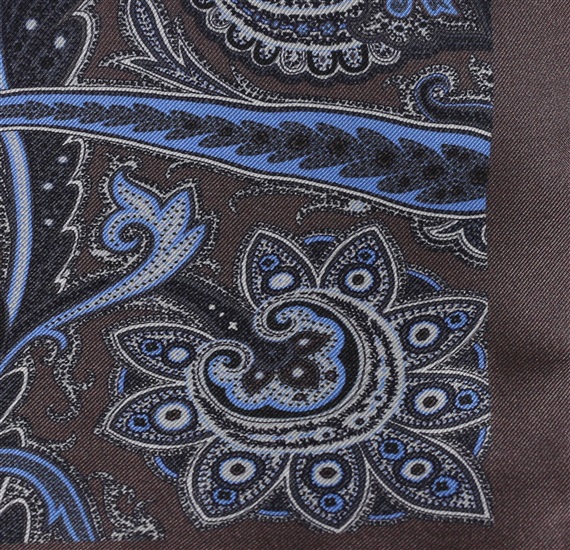 DETALLE  PAÑUELO SEDA EMPOLI 195