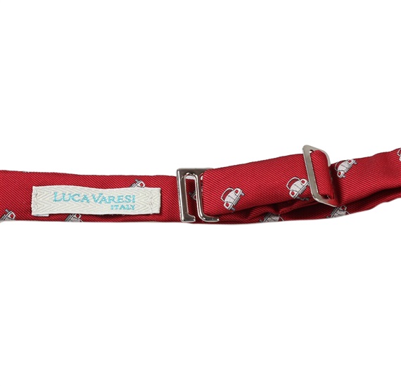 Crossing garnet bow tie with cars