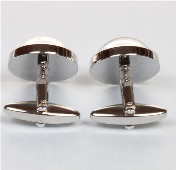 Metal Dice Shaker Cufflinks Reverse