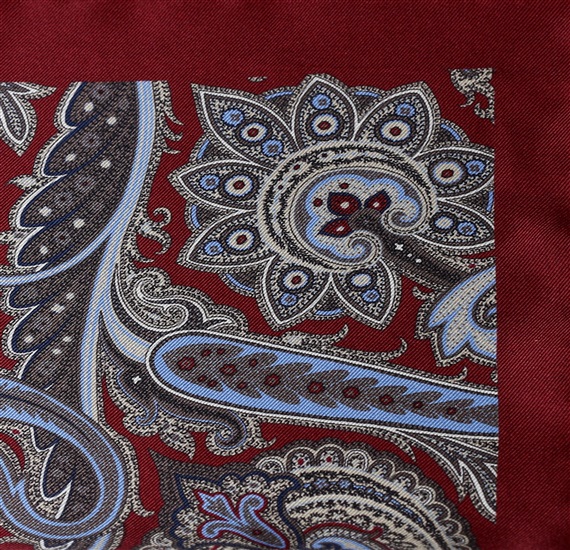 Turin 15 Pocket Square