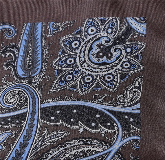 Turin 16 Pocket Square
