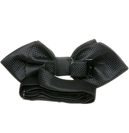 Reverse black bogart bow tie